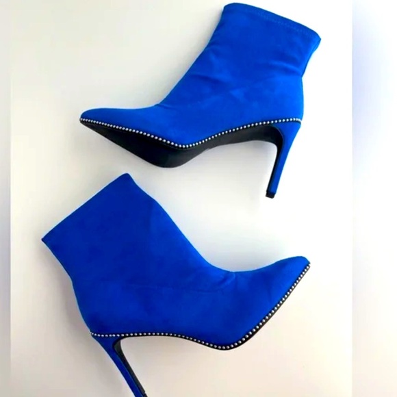 bar III Womens Melanay Studded Pull On Ankle Boots - Picture 2 of 7